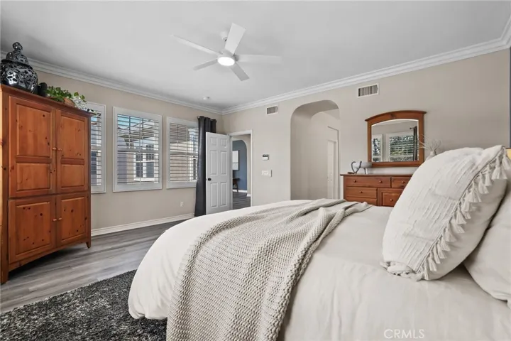14 Buellton, Irvine, California 92602