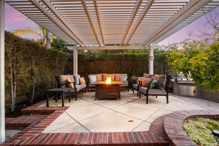 14 Buellton, Irvine, California 92602