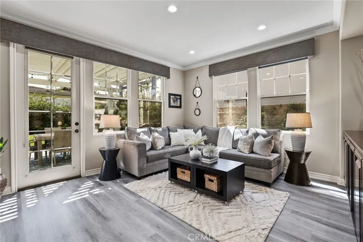 14 Buellton, Irvine, California 92602