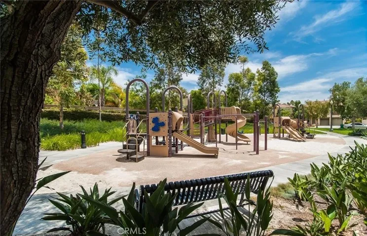 14 Buellton, Irvine, California 92602