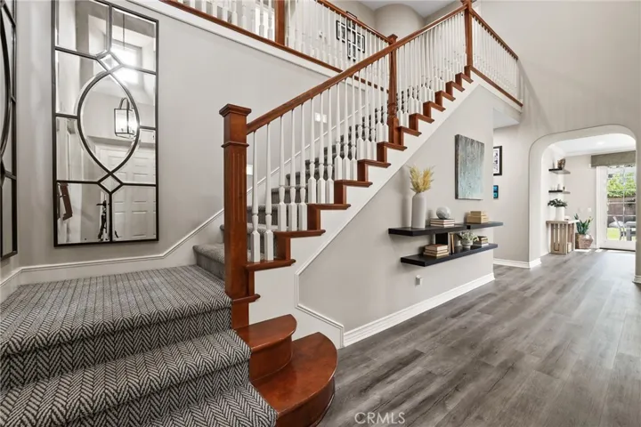 14 Buellton, Irvine, California 92602