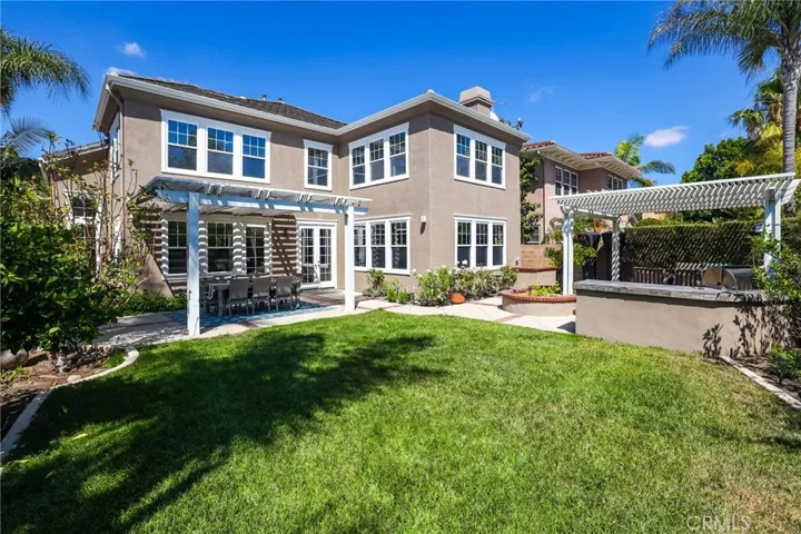 14 Buellton, Irvine, California 92602