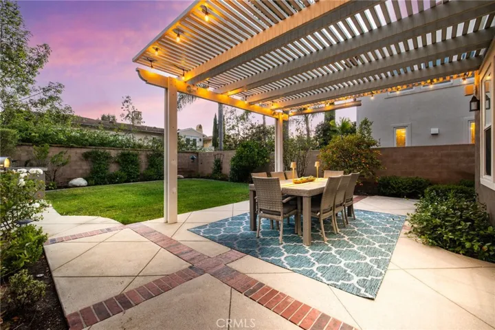 14 Buellton, Irvine, California 92602