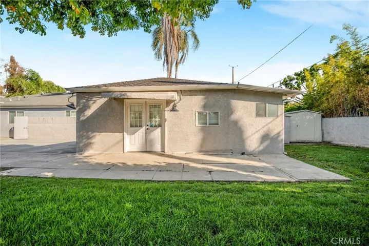 1123 Florence, Burbank, California 91505