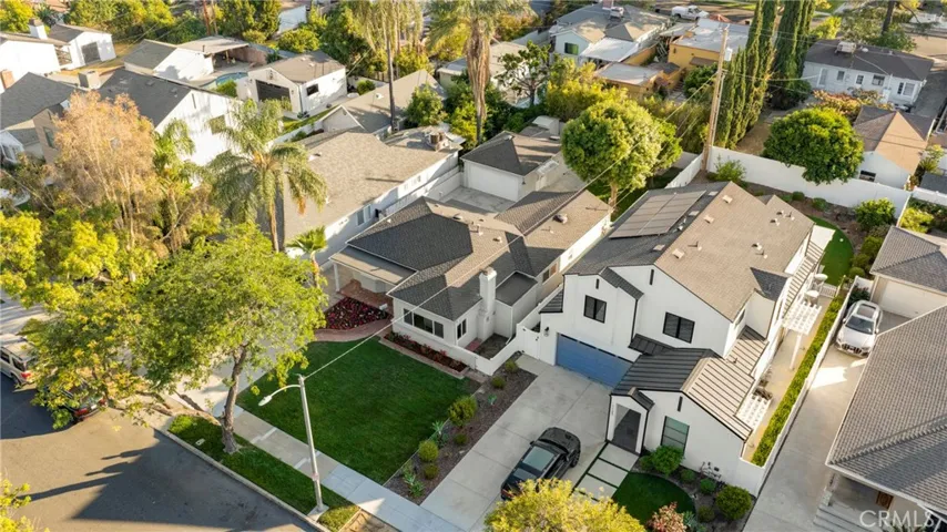 1123 Florence, Burbank, California 91505