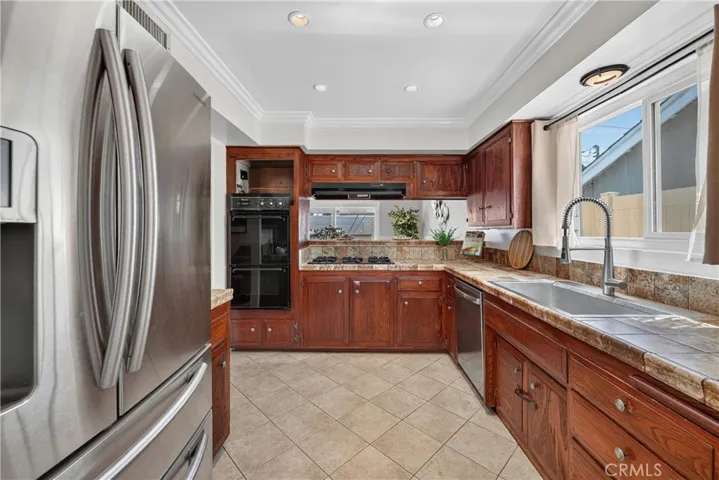 2458 E Powhatan, Anaheim, California 92806