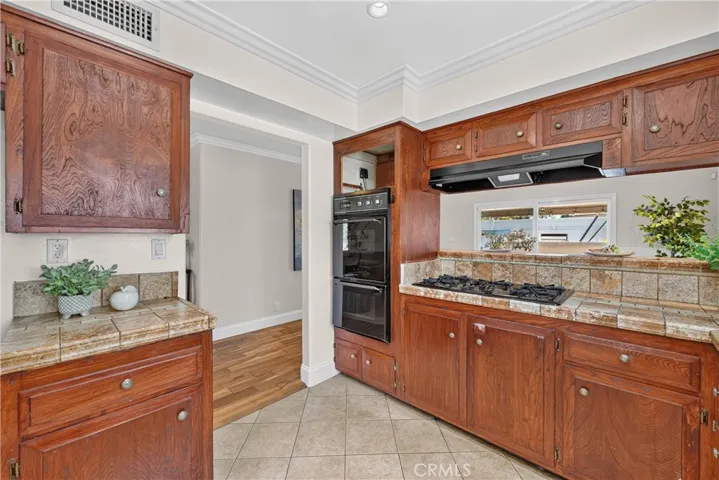 2458 E Powhatan, Anaheim, California 92806