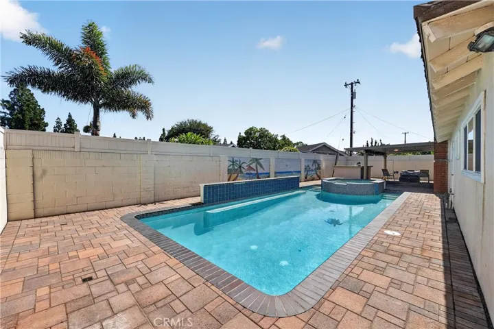 2458 E Powhatan, Anaheim, California 92806