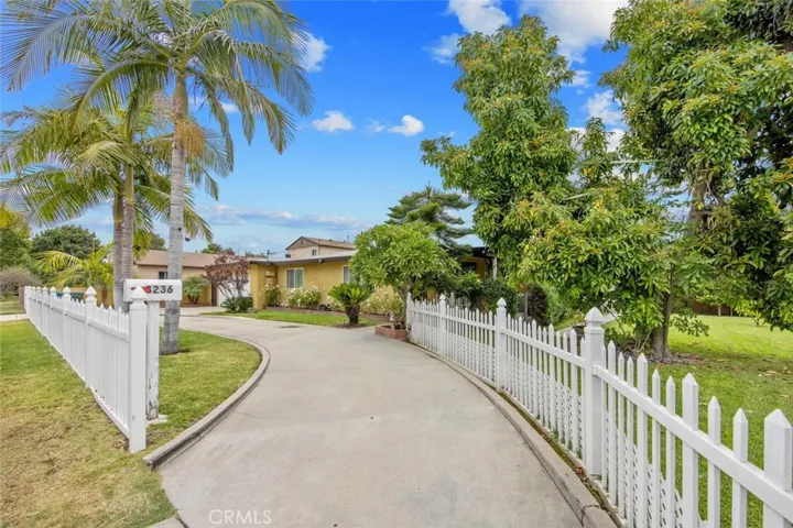 8236 Millergrove, Whittier, California 90606