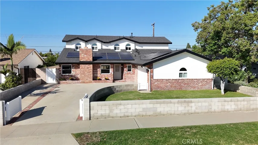 2331 E Adams, Orange, California 92867