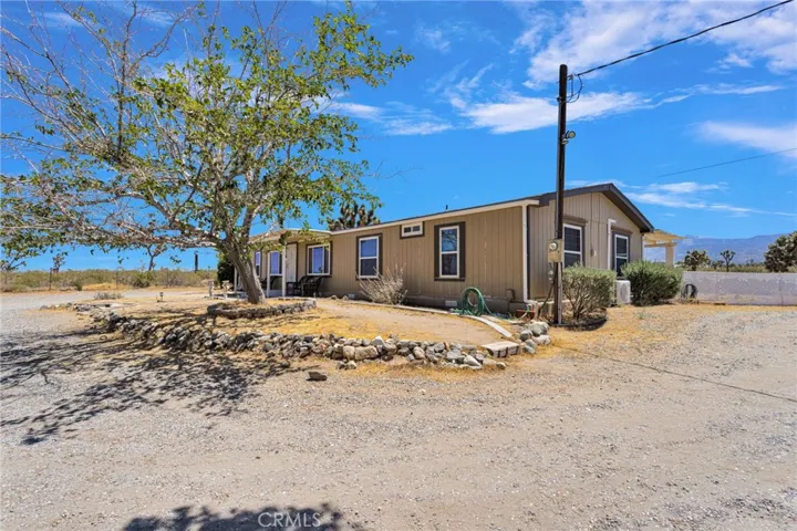 3183 Mcmillen Road, Phelan, California 92371