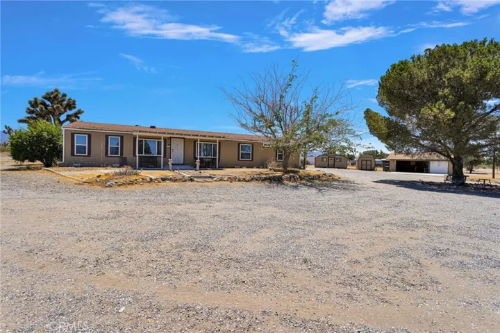 3183 Mcmillen Road, Phelan, California 92371