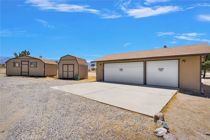 3183 Mcmillen Road, Phelan, California 92371