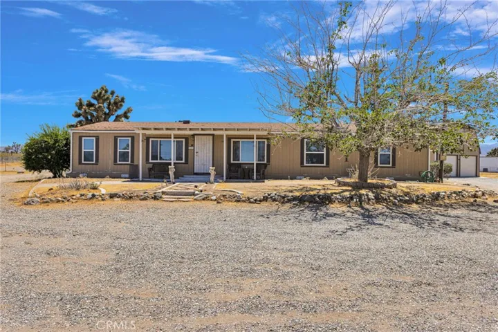 3183 Mcmillen Road, Phelan, California 92371
