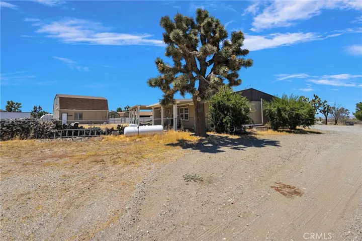 3183 Mcmillen Road, Phelan, California 92371