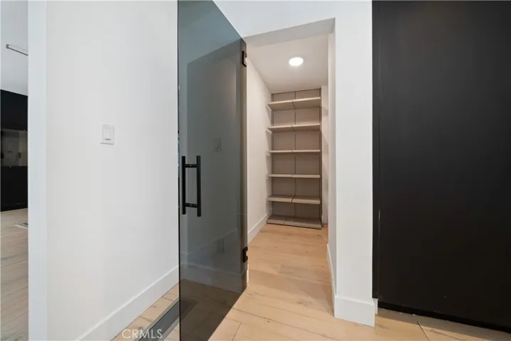 5265 Del Moreno Drive, Woodland Hills, California 91364
