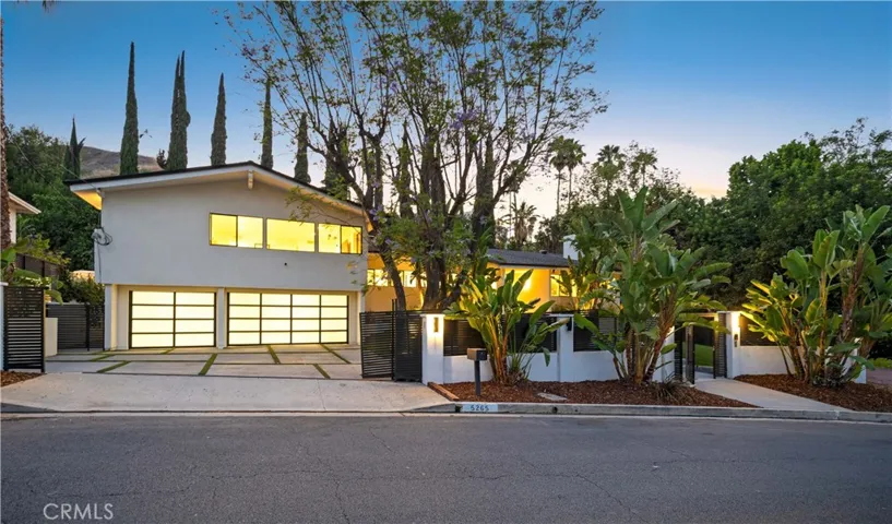 5265 Del Moreno Drive, Woodland Hills, California 91364