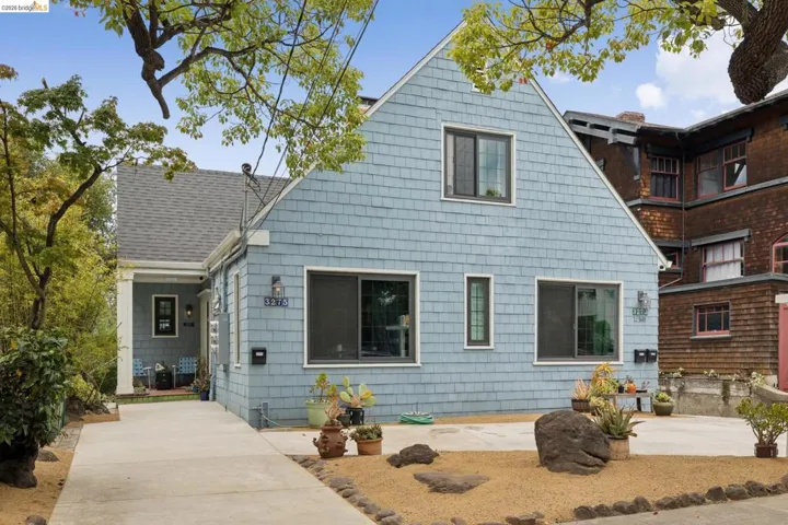 3271 Kempton Ave, Oakland, California 94611