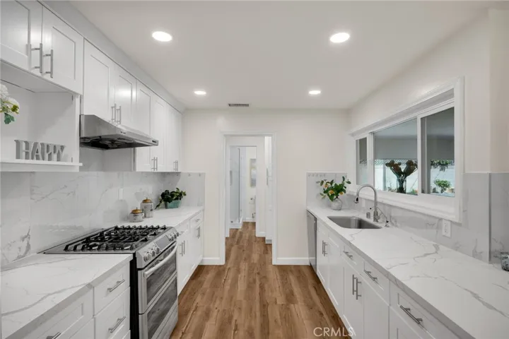 1012 Maertin Lane, Fullerton, California 92831