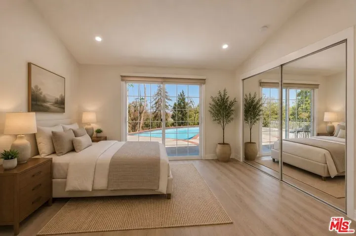 20859 Exhibit Place, Woodland Hills, California 91367