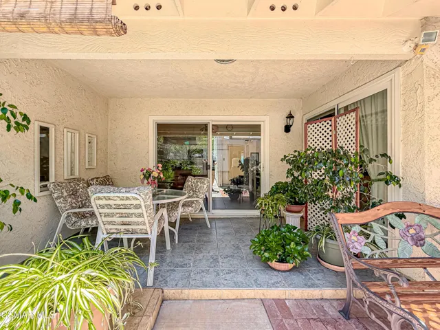 fBackyard and Garage1