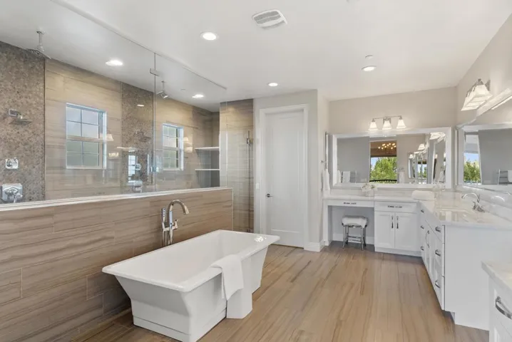 560 Ledge Street, San Marcos, California 92078