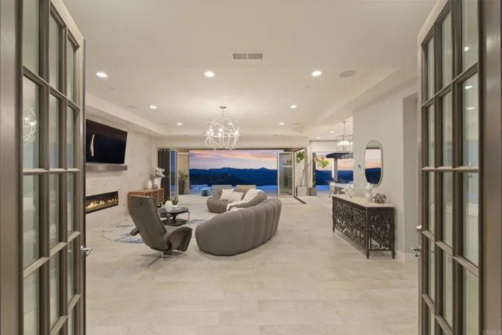 560 Ledge Street, San Marcos, California 92078