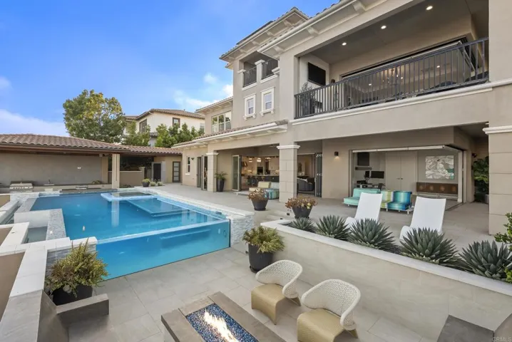 560 Ledge Street, San Marcos, California 92078