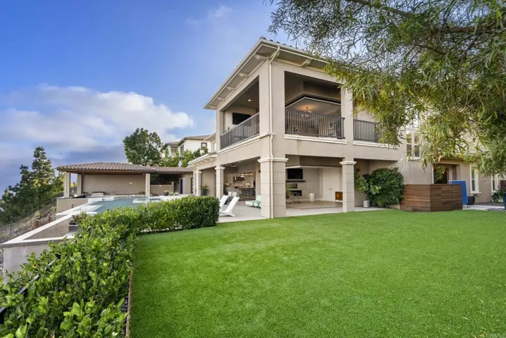 560 Ledge Street, San Marcos, California 92078