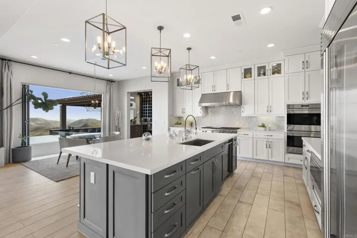 560 Ledge Street, San Marcos, California 92078