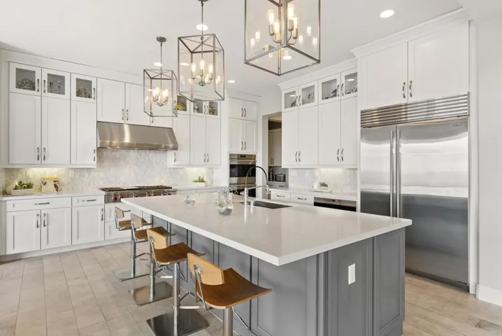 560 Ledge Street, San Marcos, California 92078