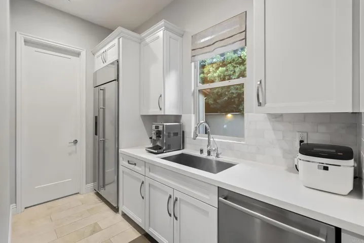 560 Ledge Street, San Marcos, California 92078