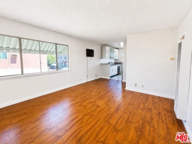 7137 Coldwater Canyon Avenue 12, North Hollywood, California 91605 — photo 4