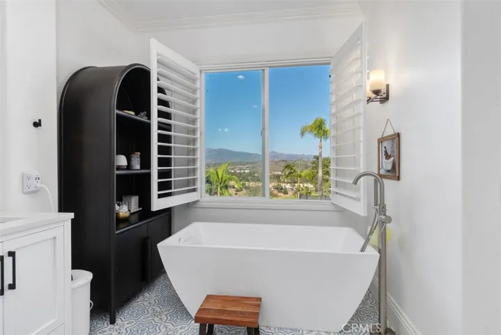 23888 Skyline, Mission Viejo, California 92692