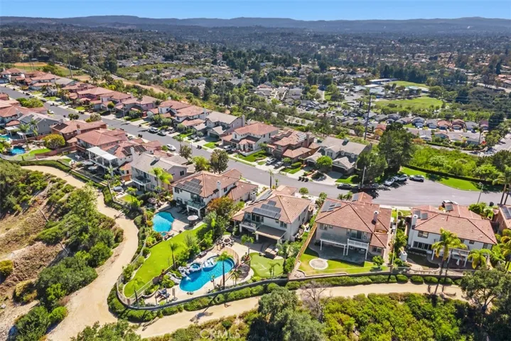 23888 Skyline, Mission Viejo, California 92692