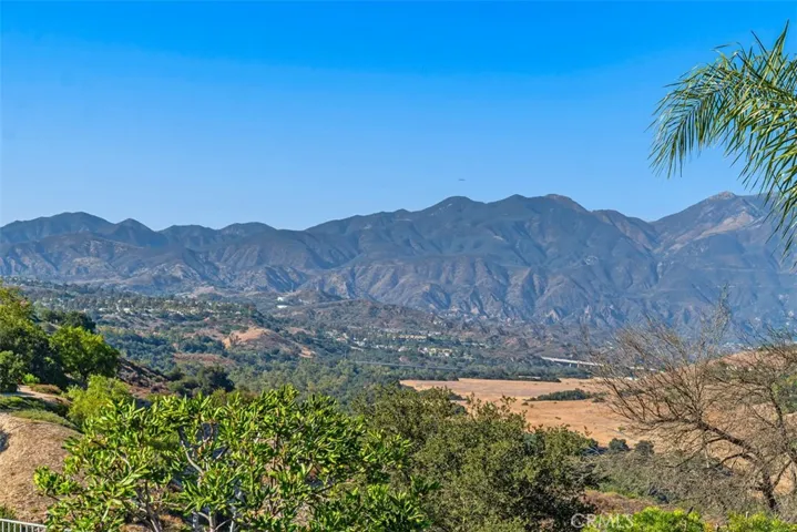 23888 Skyline, Mission Viejo, California 92692