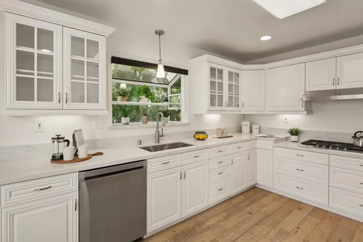 3416 Plateau Drive, Belmont, California 94002