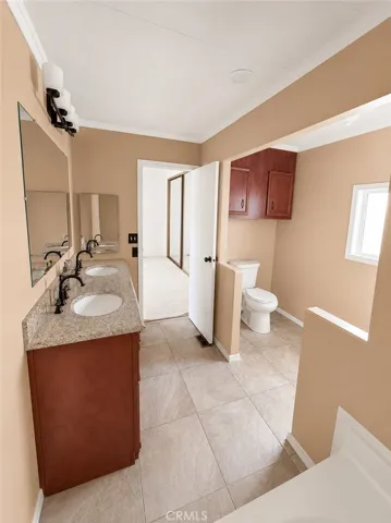 15455 Glenoaks Boulevard 226, Sylmar, California 91342