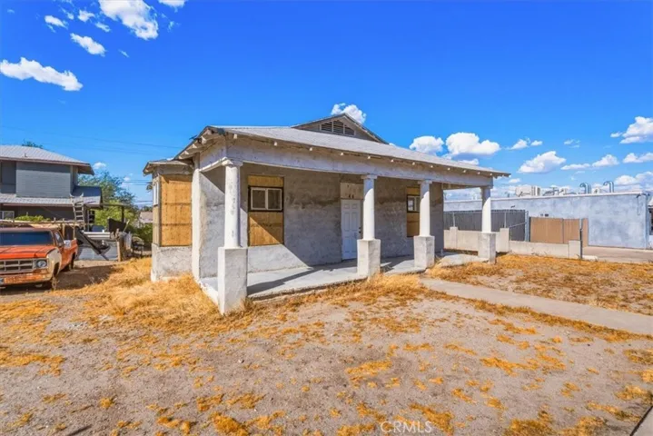 1416 W Broadway Street, Needles, California 92363