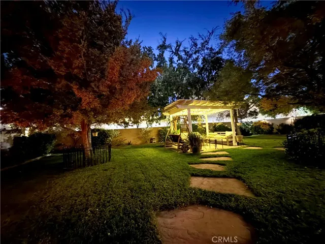 39446 11th W, Palmdale, California 93551