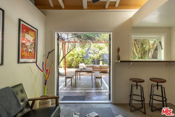 1810 S Hobart Boulevard, Los Angeles, California 90006