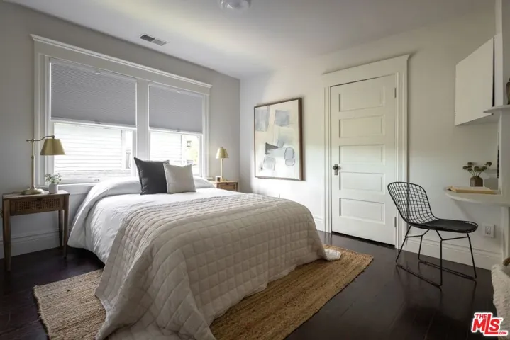 1810 S Hobart Boulevard, Los Angeles, California 90006