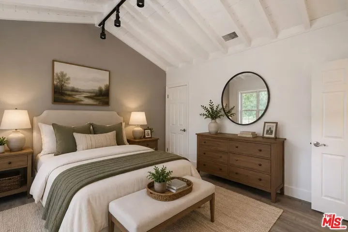 4000 Denny Avenue, Studio City, California 91604