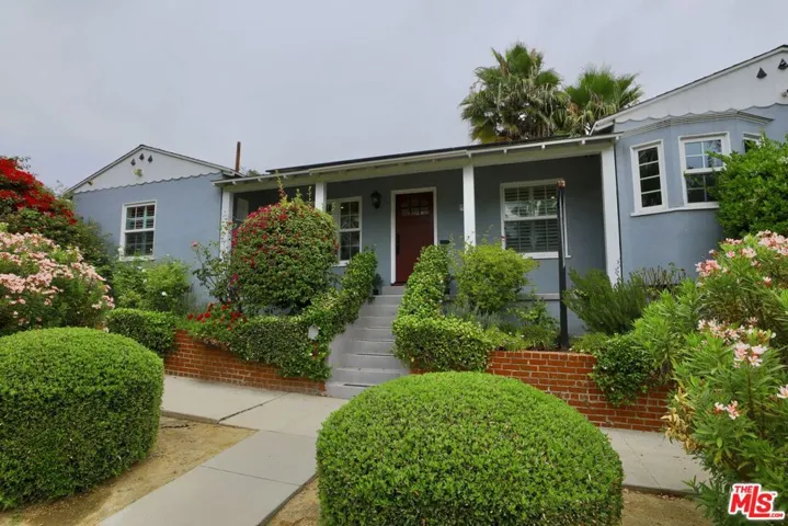 4000 Denny Avenue, Studio City, California 91604