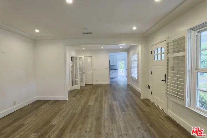 4000 Denny Avenue, Studio City, California 91604