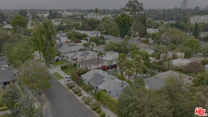 4000 Denny Avenue, Studio City, California 91604