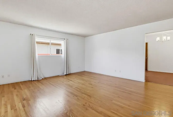 772 Applewood, El Cajon, California 92021