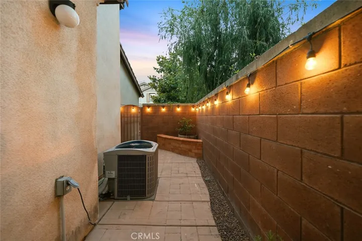 8202 Garden Gate, Chino, California 91708
