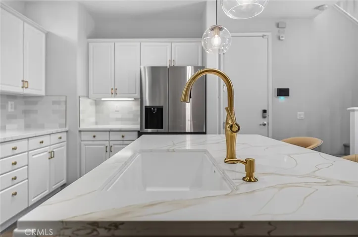 8202 Garden Gate, Chino, California 91708