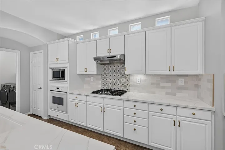 8202 Garden Gate, Chino, California 91708